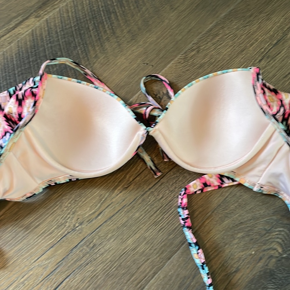 VS bikini - Picture 7 of 7